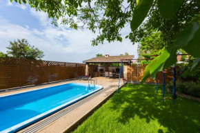 Lubi Lodge